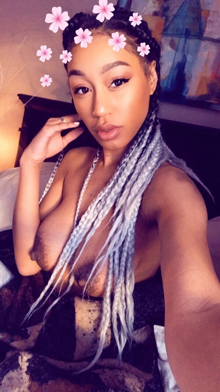 pleasurezone4:  omgtitties:Topless Tuesday 🤤🤤🤤🔥🔥🔥  🤴🏿PleasureZone4👸🏽