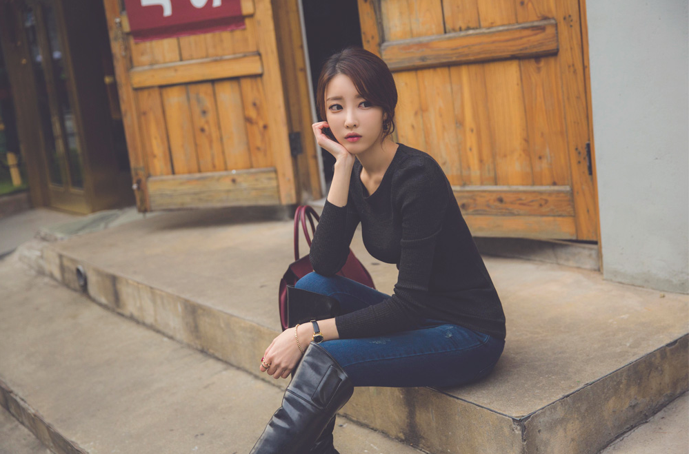 korean-dreams-girls:Ji Na - November 26, 2014 1st Set