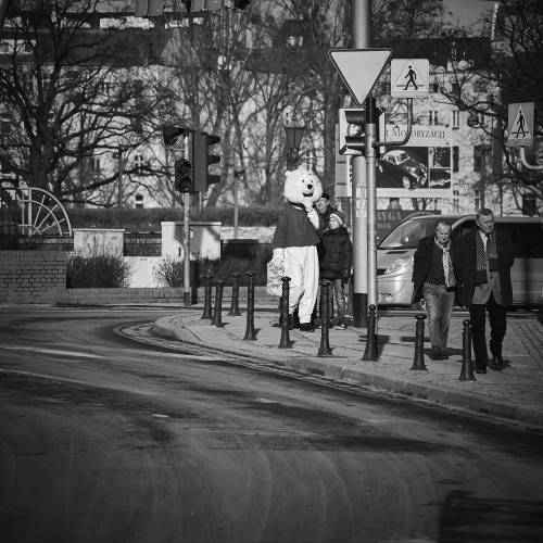 Where was it? Here or there, Fish could be now anywhere.. Odrzanska St., Wroclaw, Poland, 2016.