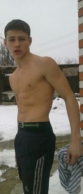 sadowrestler:  BACKYARD WRESTLING KID!!!!! 