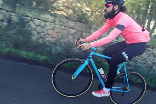 hello-velo:rohnerstefan Follow hello-velo on Instagram @tommy_takeiteasy