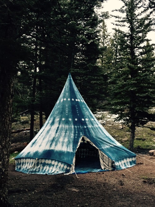 Porn moodboardmix:  Get Lost Handmade Tent.  photos