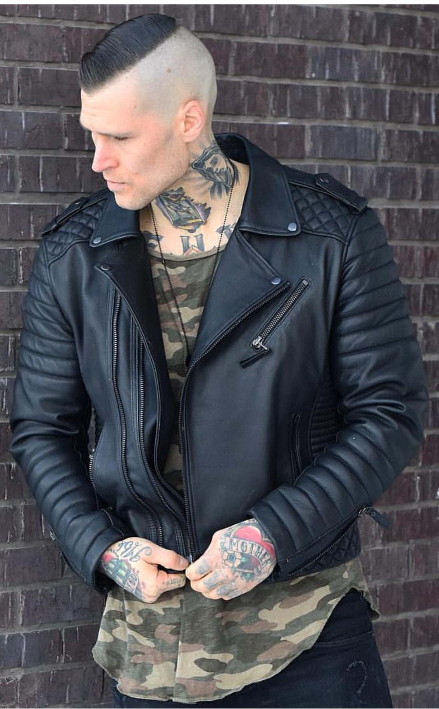 punkerskinhead: handsome tattooed hunk - Tumblr Pics