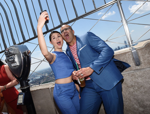 fuckyeahchrisjackson:Phillipa Soo and Christopher Jackson take a selfie on the observation deck afte