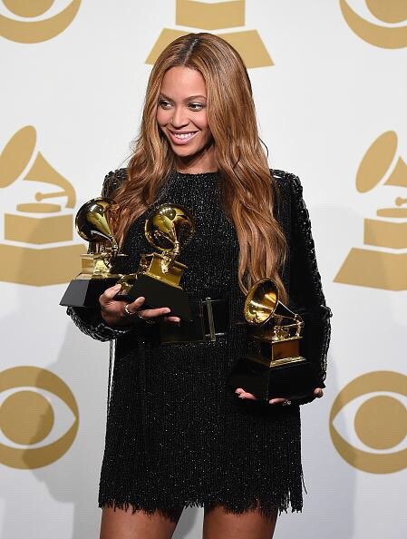 negro92:  hellyeahbeyonce:  3 more to add!!  20 GRAMMYS!  Congrats beyonce  The last