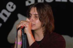 heavily-spaced:  The Strokes @ The Stone Pony, New Jersey - November 30, 2001