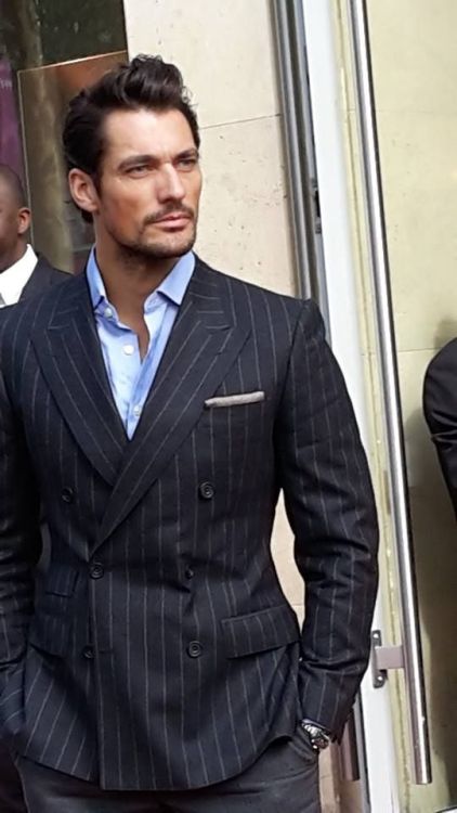 djgandyargentinafans:  David Gandy & M&S “Gandy for Autograph” launch and meet & greet; Paris 25 sept.2014 || Shop online “Gandy for Autograph” here » bit.ly/XJioQE  snazzy