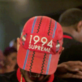 phonesignal:  this 💩head gotta nice hat