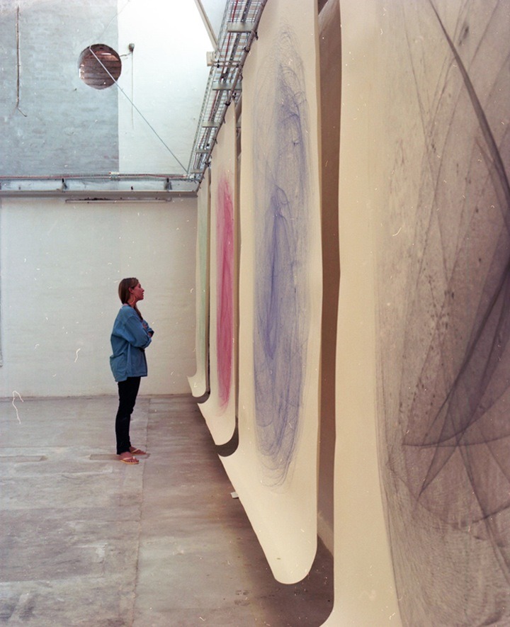pulmonaire:  Drawing Machine by Eske Rex 