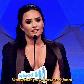 useyourmelody:  Demi Lovato going off script during her acceptance speech –  GLAAD Media Awards. 