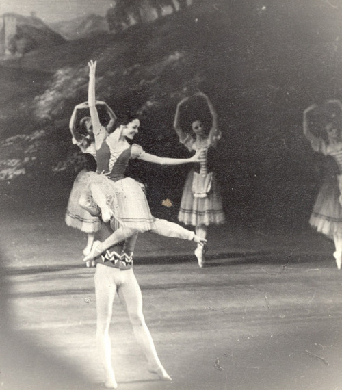 tsiskaridze:Galina Mezentseva in “Giselle”. Mariinsky Theatre. 1970s and 1980s.