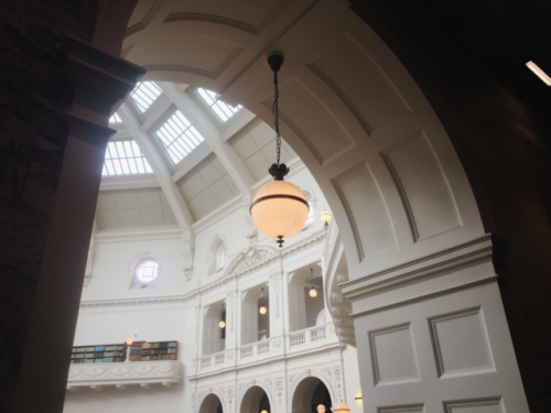 rhxpsodie:fancy libraries // state library of victoria, melbourne 