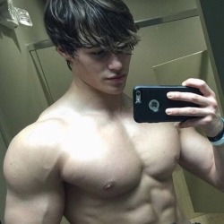 Hot, Beefy, Sexy, Muscular Men for YOU