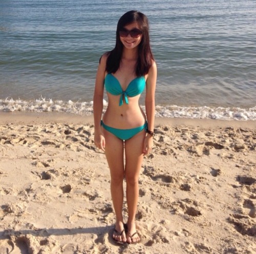 lioncitygurls: She’s only 15 this year… What a lucky bf she will have next time! #Singaporegirls #