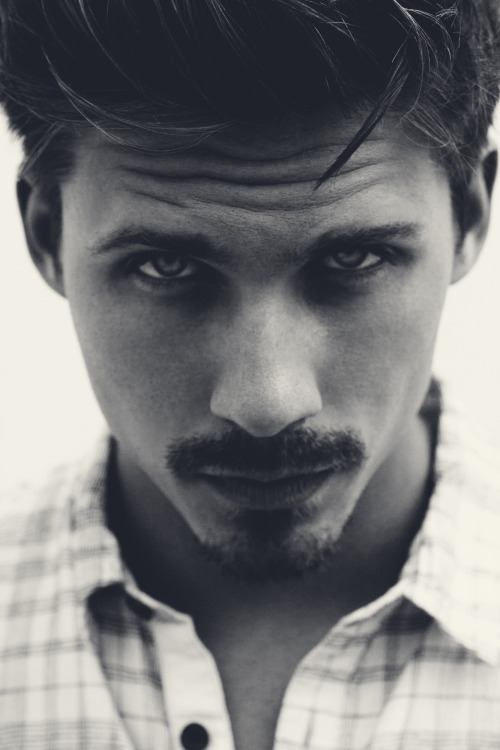 zachschwermer:  Good friend and good jaw line.  The one and only William Johnson. 