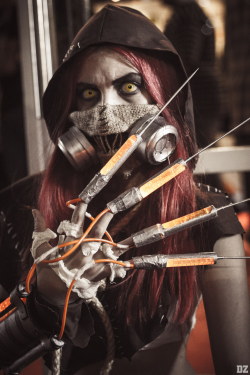 comicbookcosplay:  Scarecrow from Batman Arkham Asylum cosplayer: Flor B cosplay https://www.facebook.com/FlorBcosplay https://instagram.com/flor__b Submitted by  florenciabarrios  