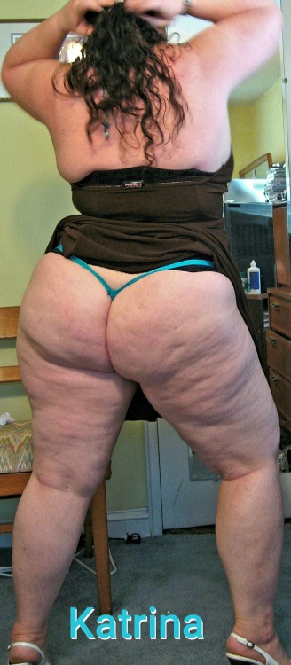 :Luscious sexxxy #mature #submissive #bigtailbitch #bbctrained @lonzoharris 