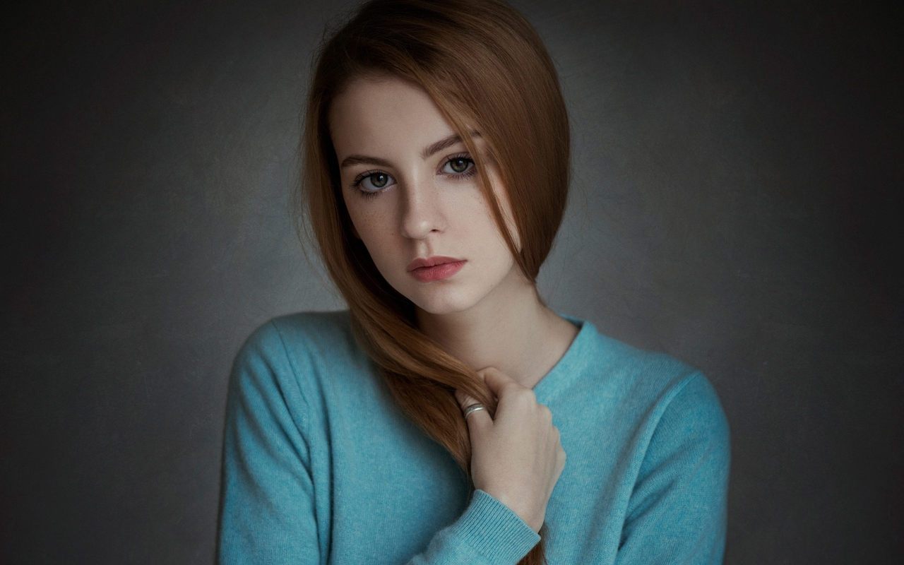 Chloe (8 Photo)