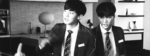 gongyoop-deactivated20170703:  senpai and me listening to music during class… 