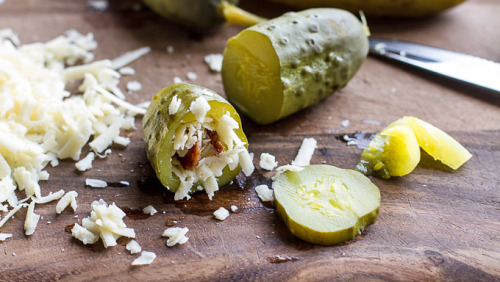 whitegirlsaintshit:  childservices:  do-not-touch-my-food:  Deep Fried Pickle Poppers  I love poppers  shut the FUCK UP OMG
