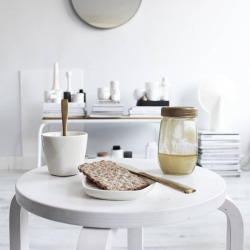 silver-blonde:  via elveravanschaik 