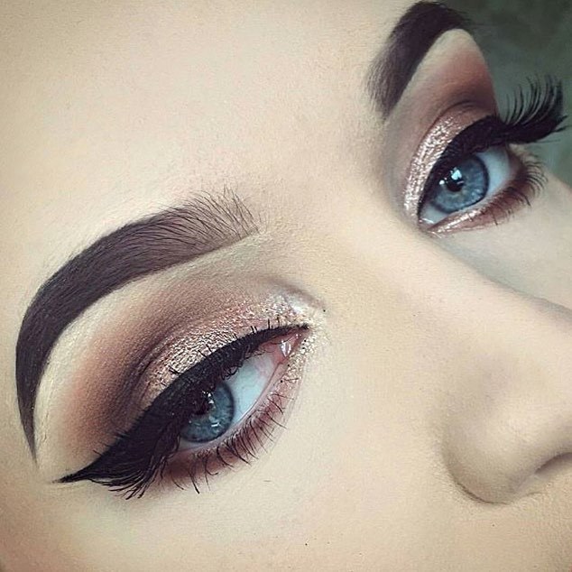 universodamaquiagem-oficial:  Breathtaking!!! 💗🙌🏻 @cakefacecaoimhe @cakefacecaoimhe