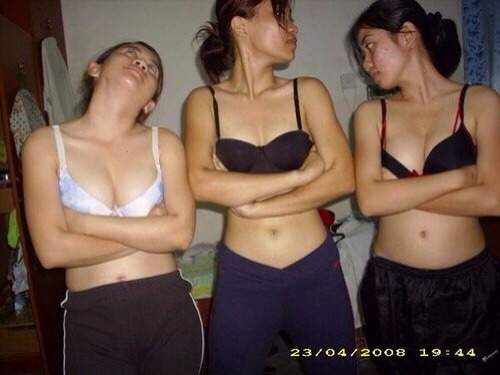 asianhomemade:  http://sexyhijaber.tk