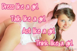 sissykellyslut:  http://sissykellyslut.tumblr.com/ Be a girl!  yes!