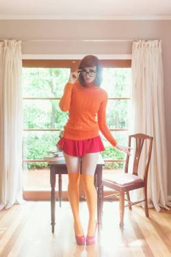 prettycelebsncosplayers:  Kayla Erin as Velma