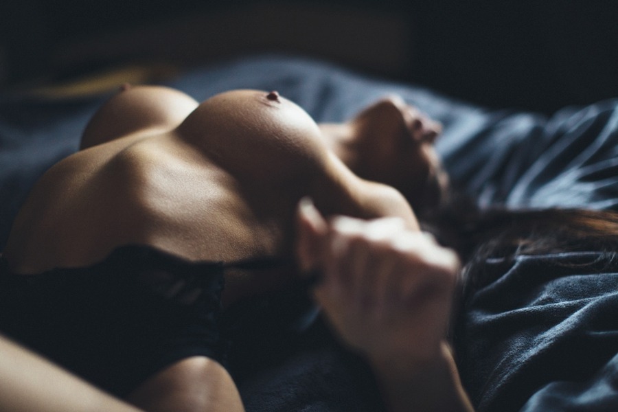 nlscentofawoman: This is how passion looks like.. via thecolorsofmymind 