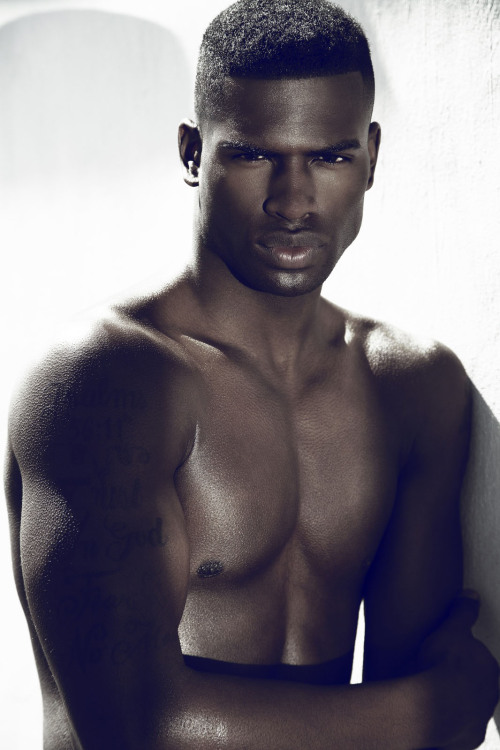 meninvogue: Broderick Hunter photographed By Brent Chua