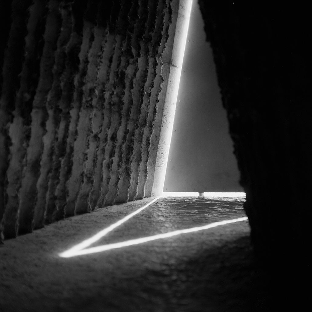 ryanpanos:  Bruder Klaus Chapel | Peter Zumthor | Rui Cardoso | Via