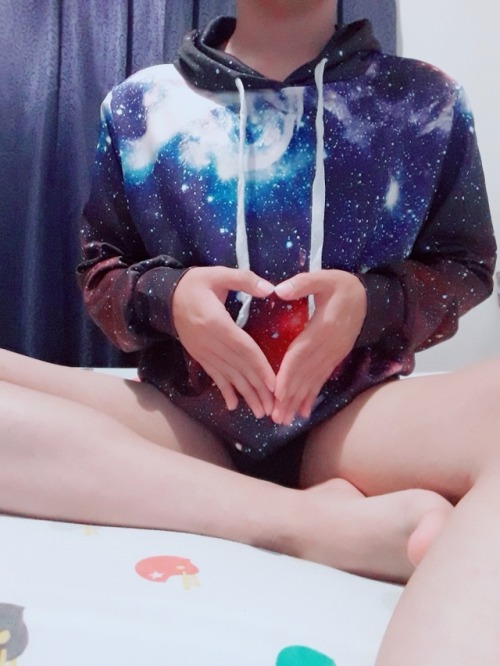 bubbyfemboy: lilshotaboi:Space Hoodie~ I forgot the caption… donate to my PayPal &lt;3Joi