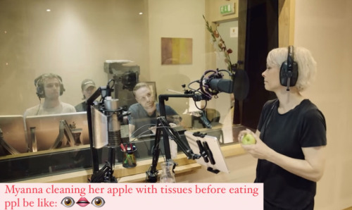 I Will Listen To Her Eating An Apple For HOURS!