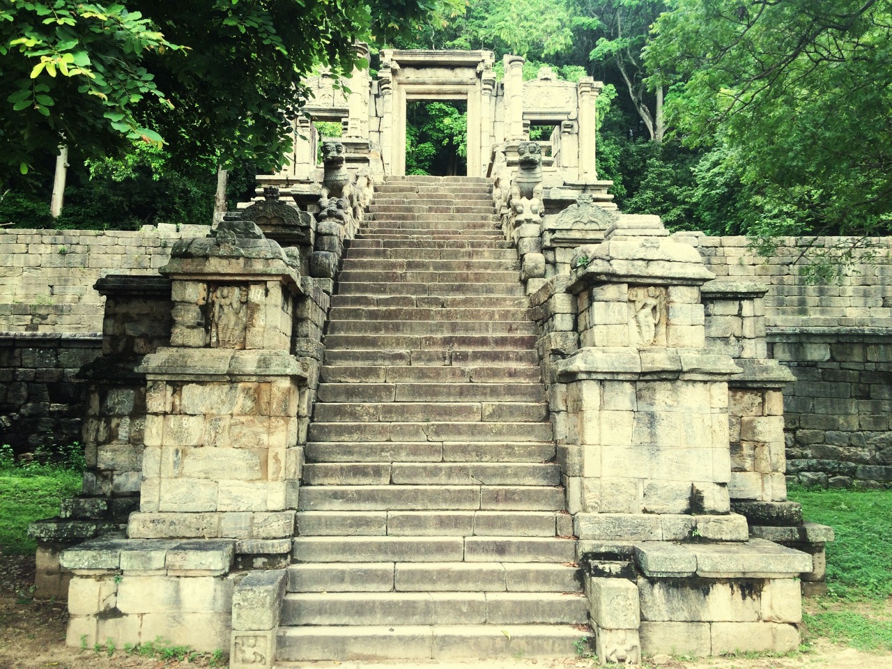 Yapahuwa -Sri Lanka
historical site