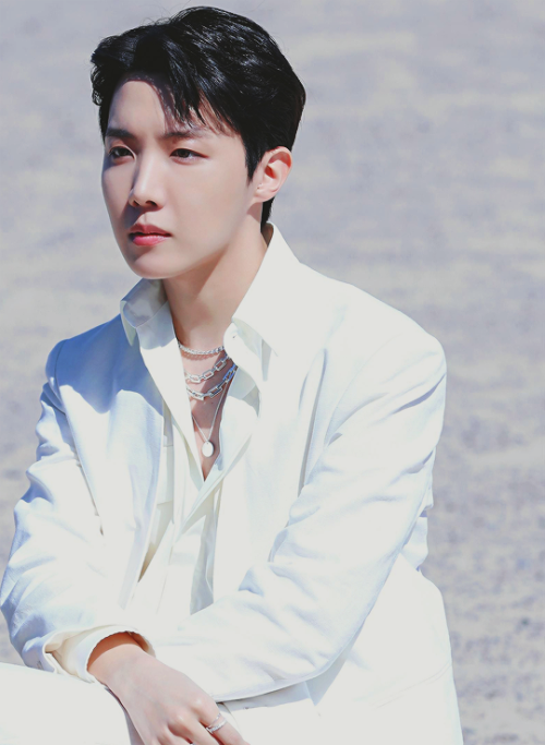 jung hoseok x bts yet to come - the most beautiful moment -  mv photo sketch