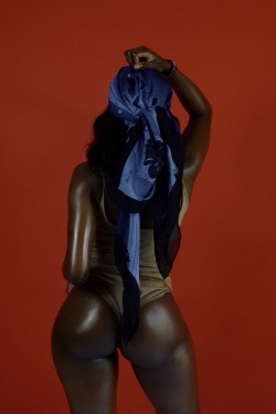 melaninriot:  🍫🍫🍫😍