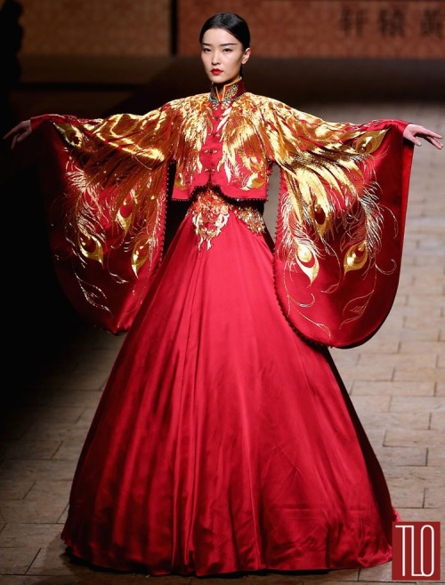 Outfit for Queen Sosha Soruna of NabooZhan Zhifeng Spring 2015