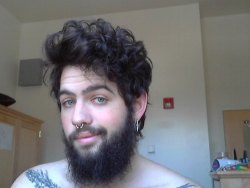 beard-and-piercings:  Good morning tumblr