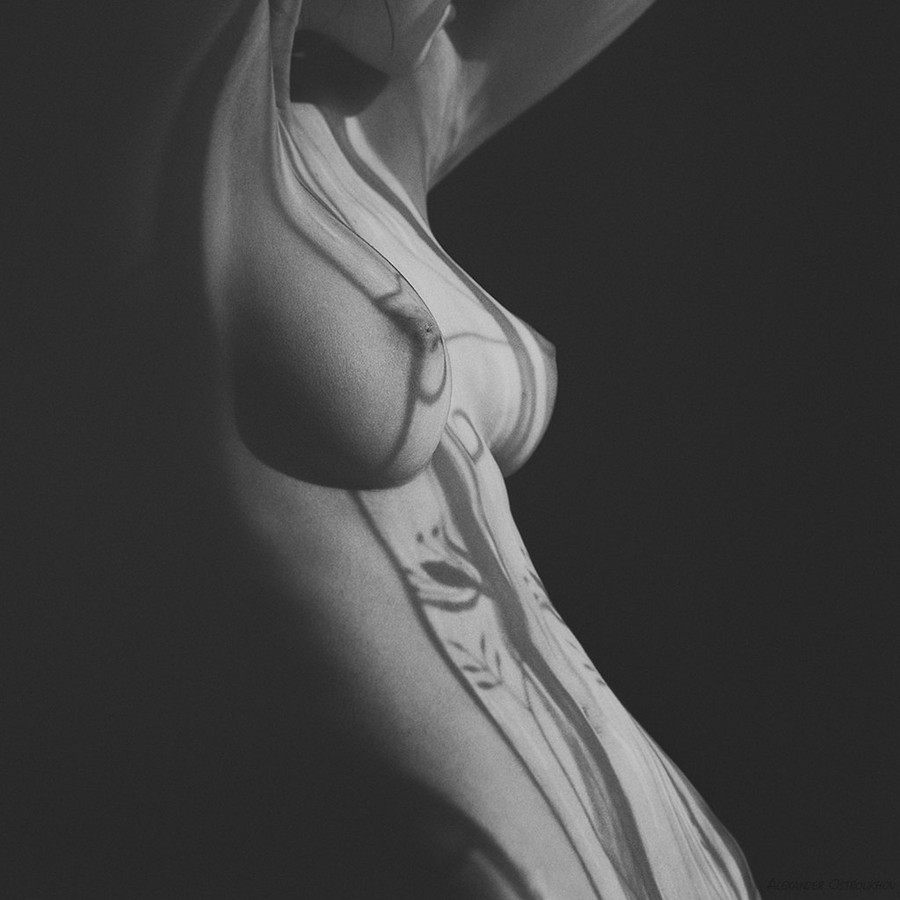 eroticlass:  by AlexanderOstroukhov 