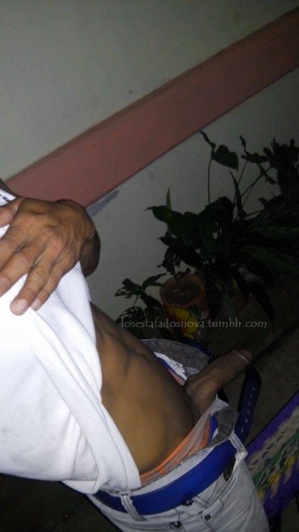 losestafadosnova:  estafosrefuerzo:  Recordando a Jaziel, el hermano mayor de los 3 hermanos, un chacal sexy y con tremenda verga, del sureste del edo de Veracruz ¡Disfrútenlo!  Para ver mas contenido da click aquí / here¡No olvides darle al <3