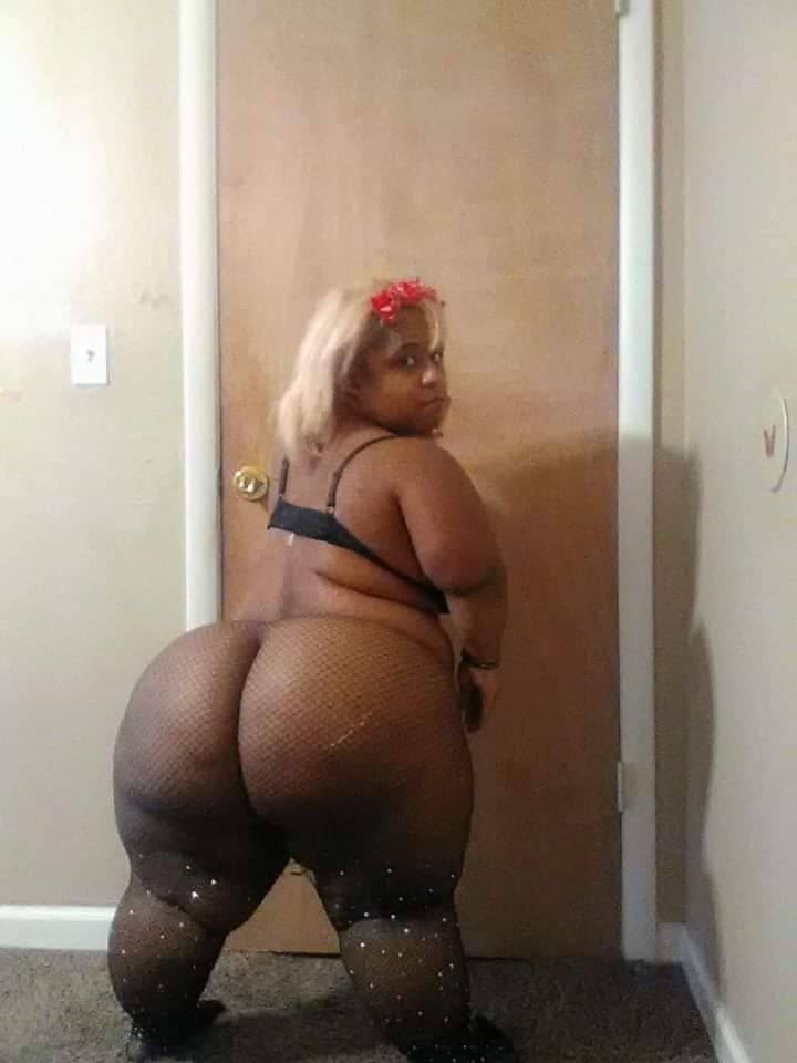 atlboi81:  capitalasscheeks:  Never thought I’d say this as a guy, but DAMN I want