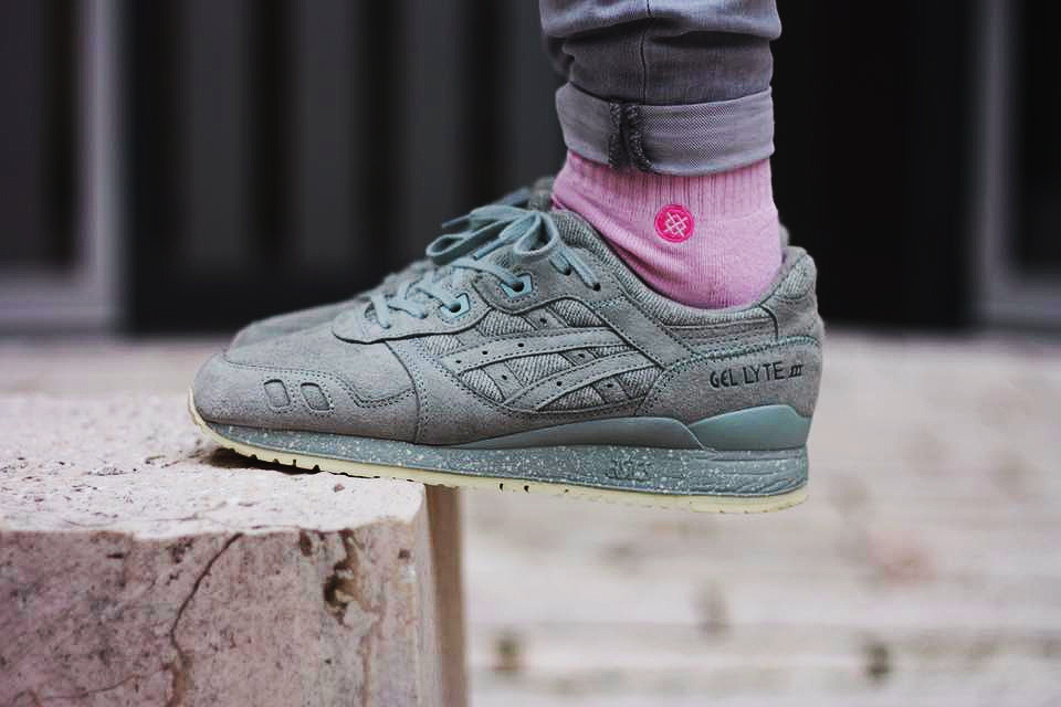 asics gel lyte iii reigning champ grey