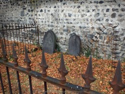 rosethecemeterytourist:  Cimetiere des Carmes, Clermont-Ferrand, France  