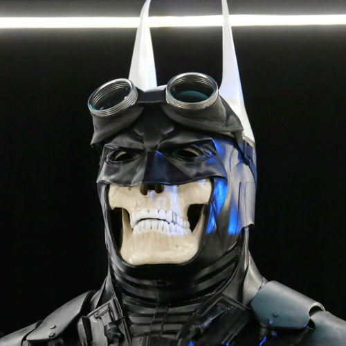 xombiedirge:  Batman Cowl Designs by Carlos D’Anda, Buff Monster, Conrad Leach, Mike Perry, Justin Fines, Lee Bermejo, Derek Deal, Nathan Sawaya, Horsebites & Frank Iero Part of the Cape/Cowl/Create exhibition which debuted at SDCC 2014 and