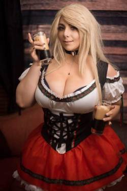 wsorrow:  Momokun cosplay…. daammmnnnn!!!!