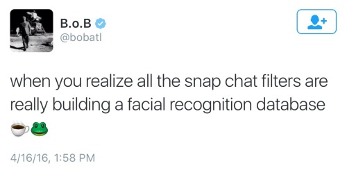 champagnejelloshots:  diskolobotomy:  latinarebels:  wahoshawty:  🤔  oh shit  not how the snapchat facial recognition works, this guy thinks the world is flat are you rlly Gonna listen to him   lmfkabaisvsuabwhsjabzvshs