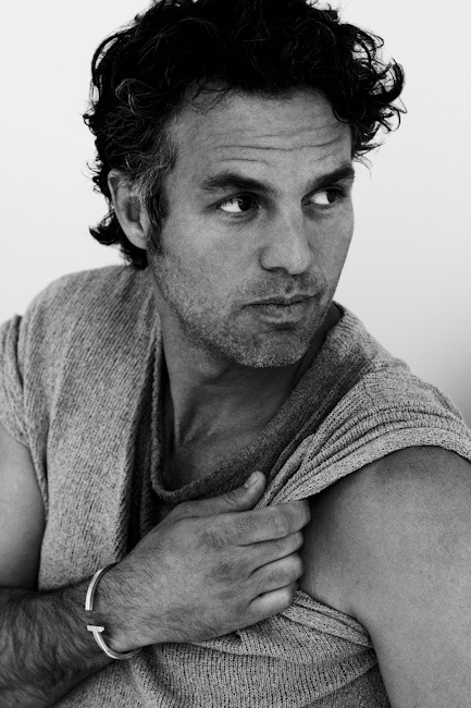 markfluffyruffalo:  hawkeyesmyguyx-deactivated20141:  Mark Ruffalo || black and white  I needed this today. Thank you   Yes please.