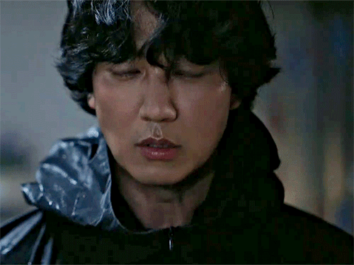 seawherethesunsets:Kim Nam Gil as Song Ha YoungThrough the Darkness (2022)It’s not that Ha Young is unable to feel anything. He can feel them way too deeply. I’m not sure if you’ll understand him. But he can look deeply into people’s inner side. He sees a gap between his feelings and other people’s reaction. He must have realised that he is different from the others. Seeing the dead body that day, triggered his thought in his head. So he’s trying to hide his emotions. #through the darkness #drama #i dig this look
