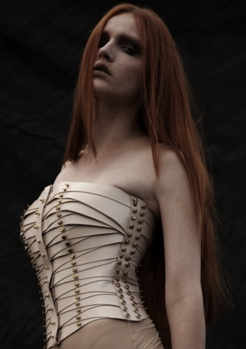 corset-fetish:  Corset FetishCorsets on Twitter